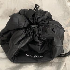 (3 for $30)Younique Make-up and Brush Holders